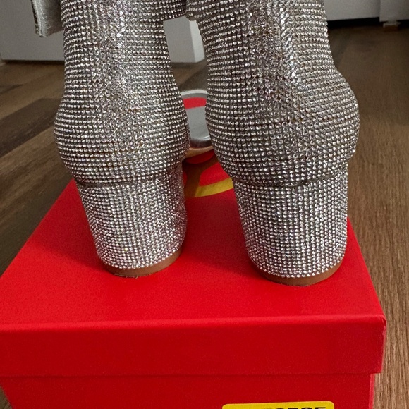 Wishbone Girls Sparkly Heel - Picture 4 of 6